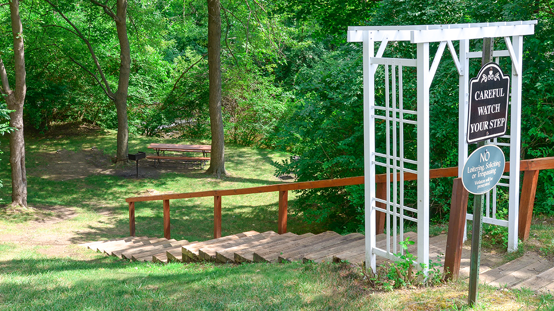 Rochester Square Image 9