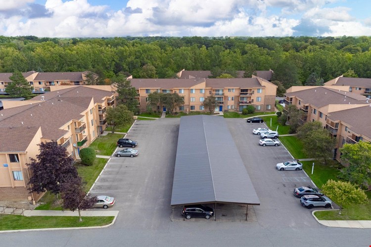 Community View with Carports at Franklin River