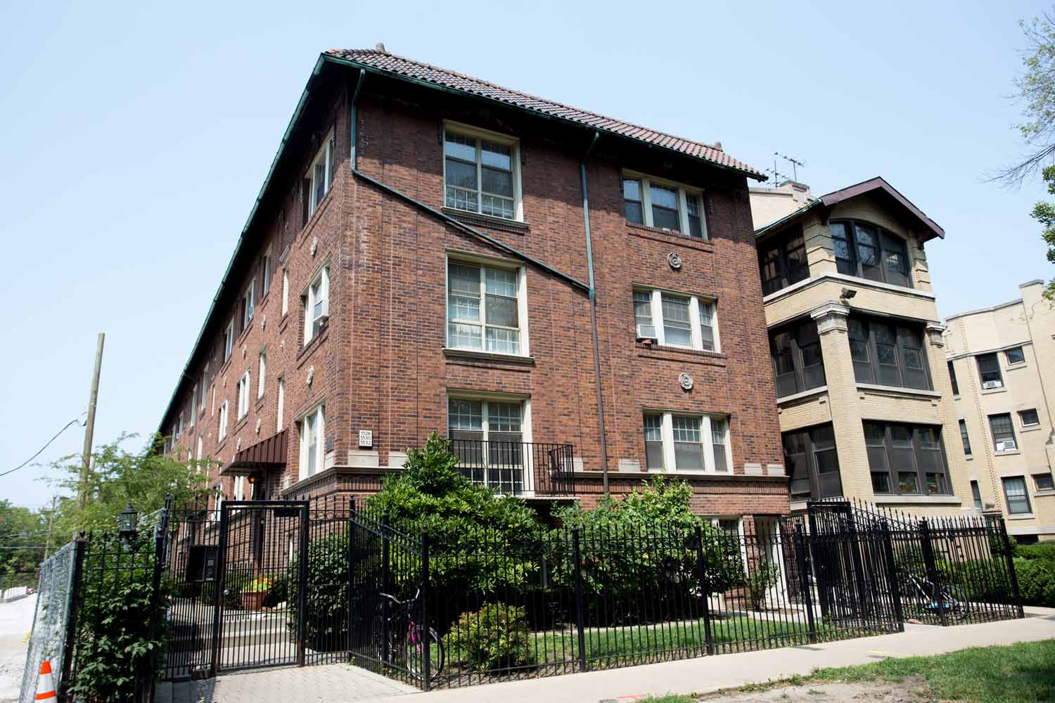 5528 South Cornell Image 1