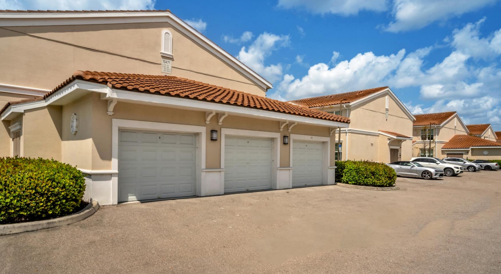 Courtyards at Estero Image 19