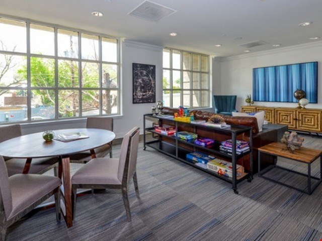 The Waterford on Piedmont Image 25