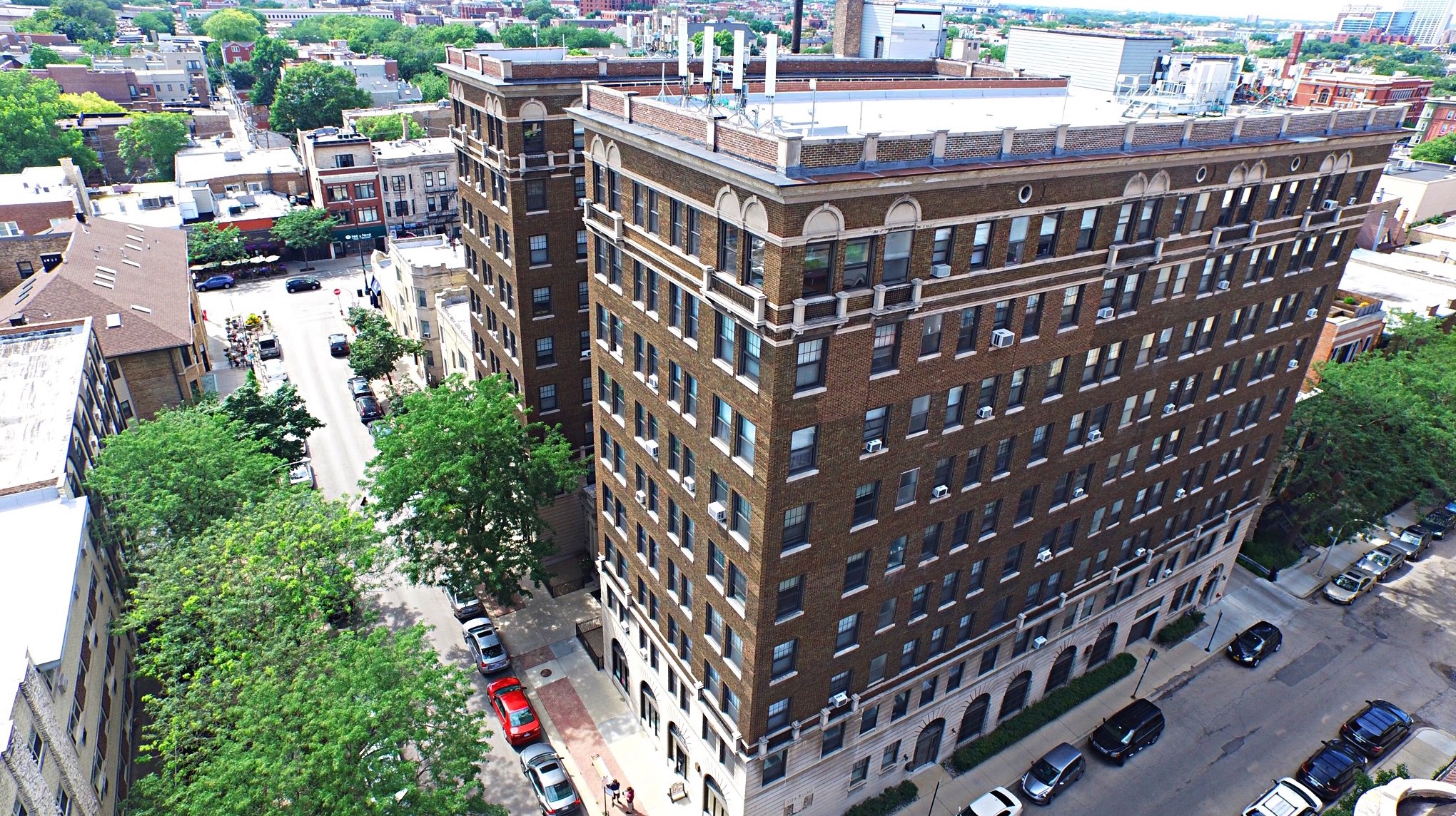 540 W. Briar Image 1