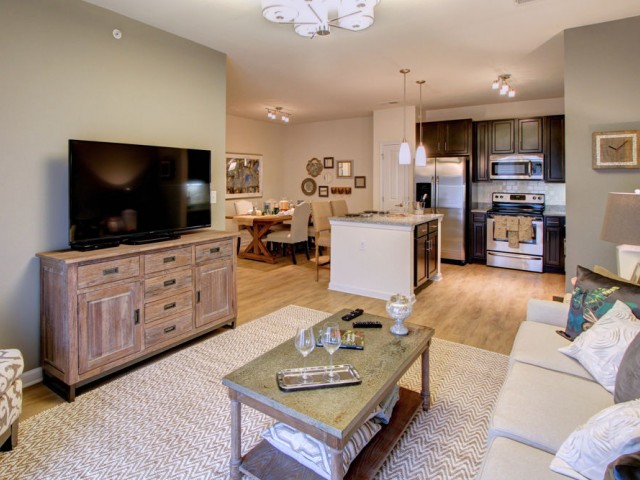 Alexander Village Apartments Image 5