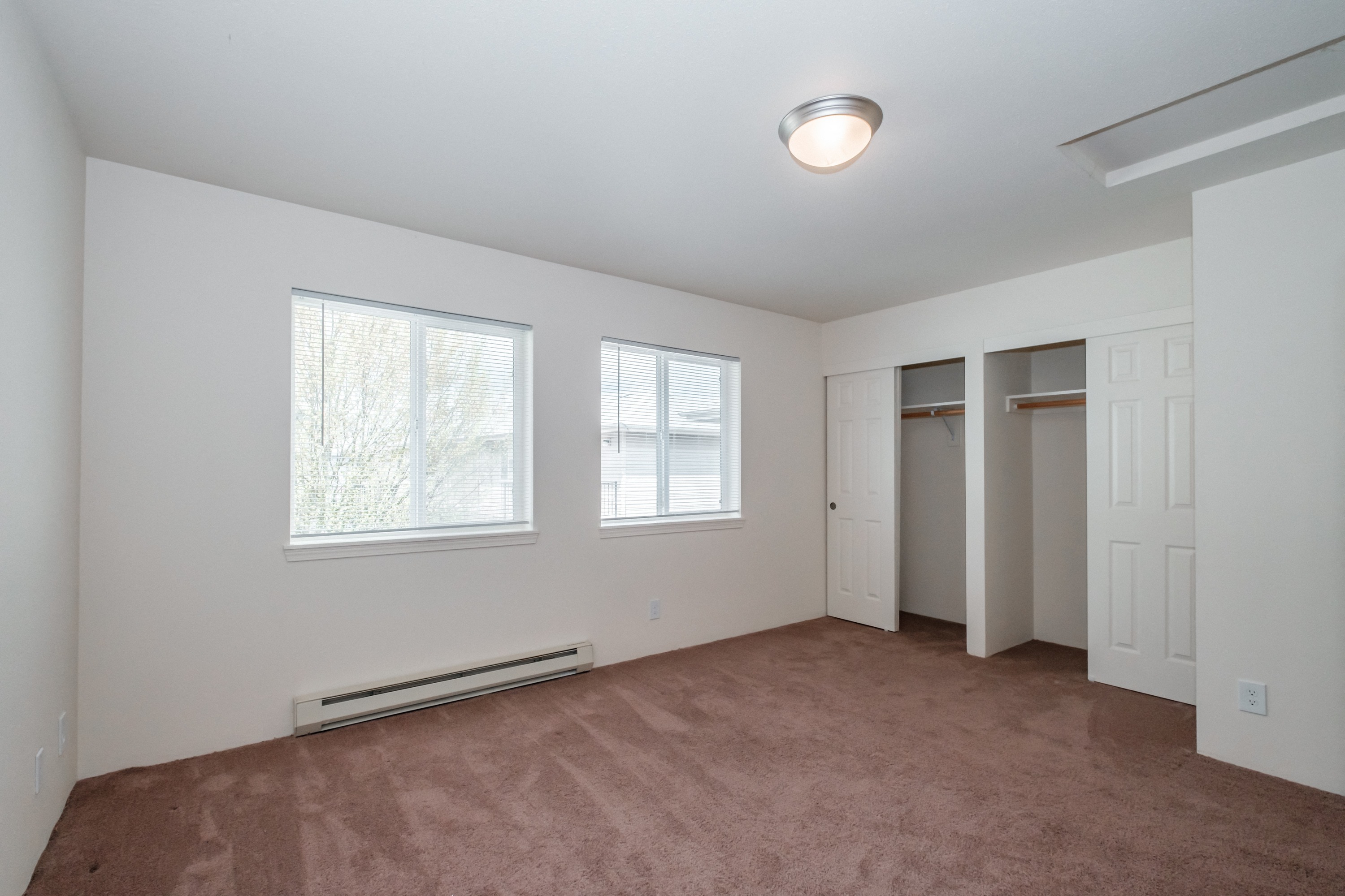 Brentwood Estates | Upstairs Bedroom 2
