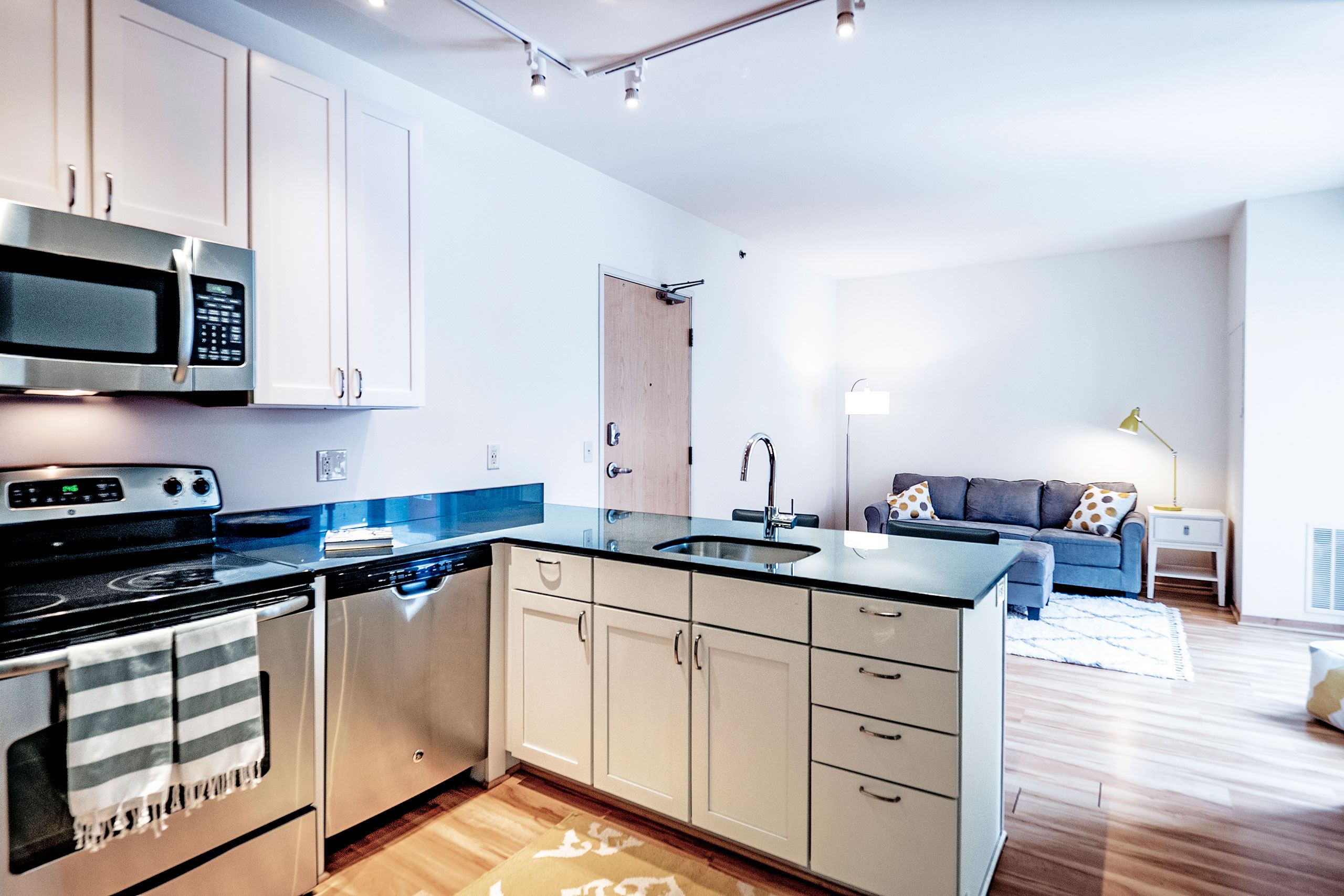 7West Apartment Homes Kitchen