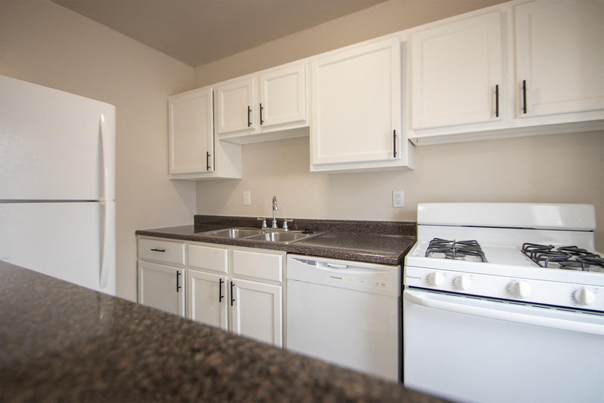 Colonial Ridge Image 28