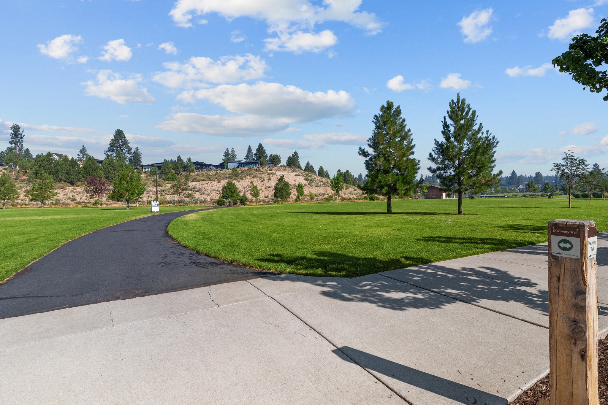 Range Apartments Image 35