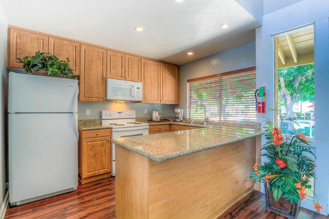 Parkewood Village Apartment Homes Image 2