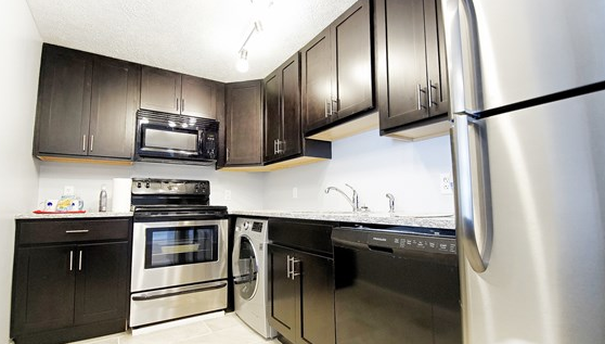 Olmsted Falls Village Image 4