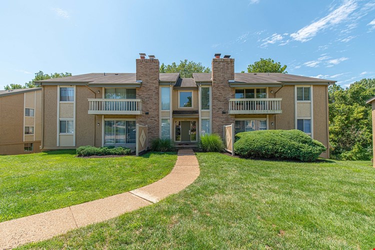 Waterford Manors Image 39