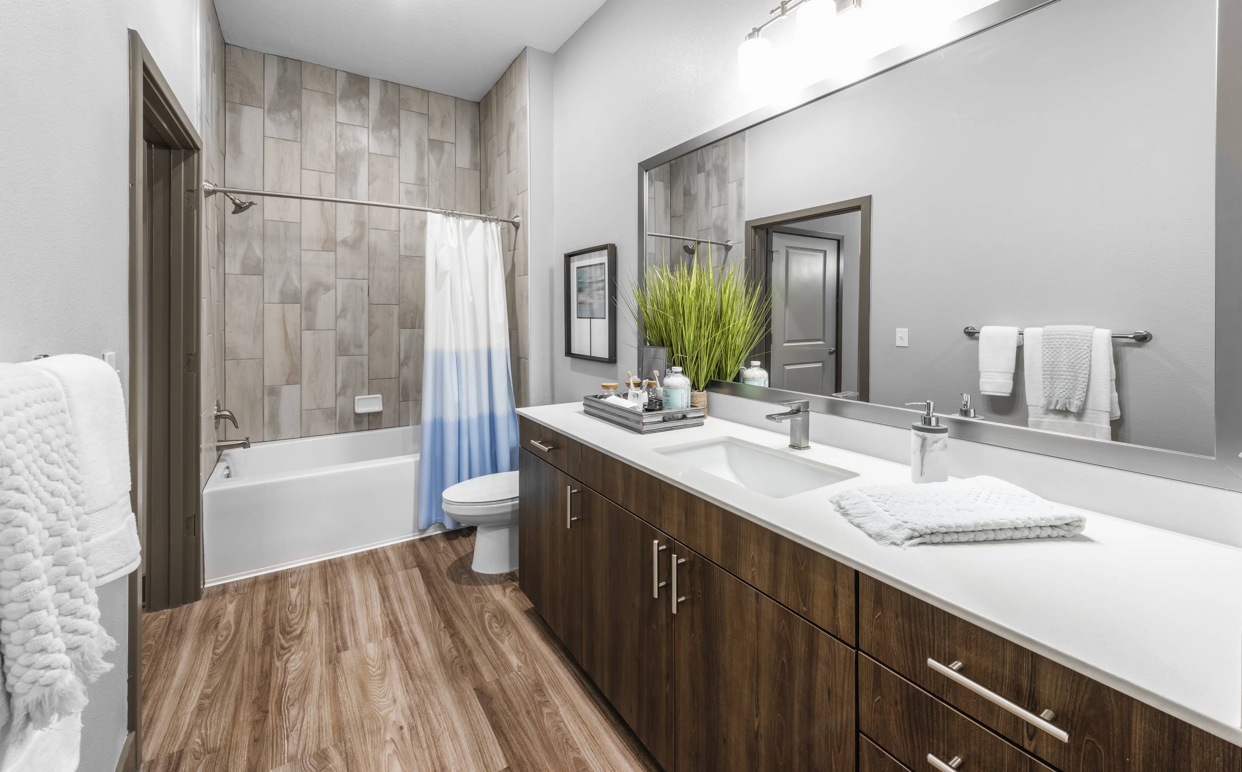 Magnolia Square Image 29