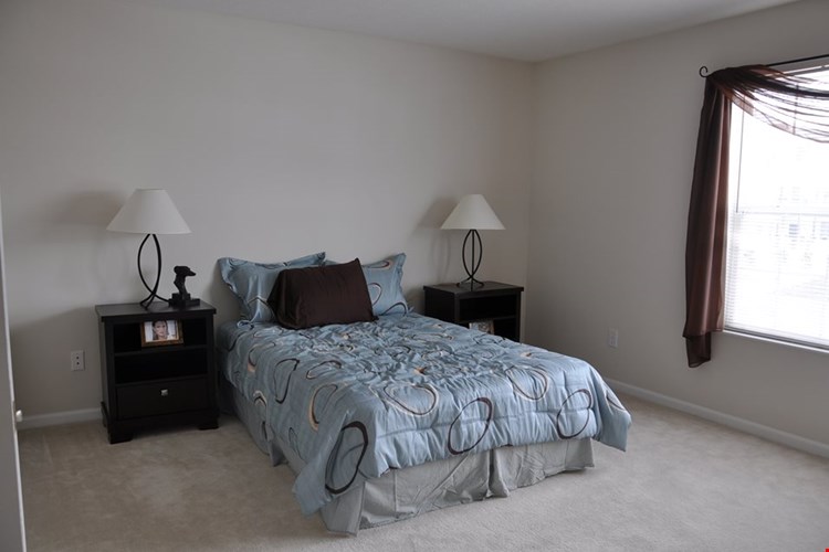 Catalina Club Apartments Image 11