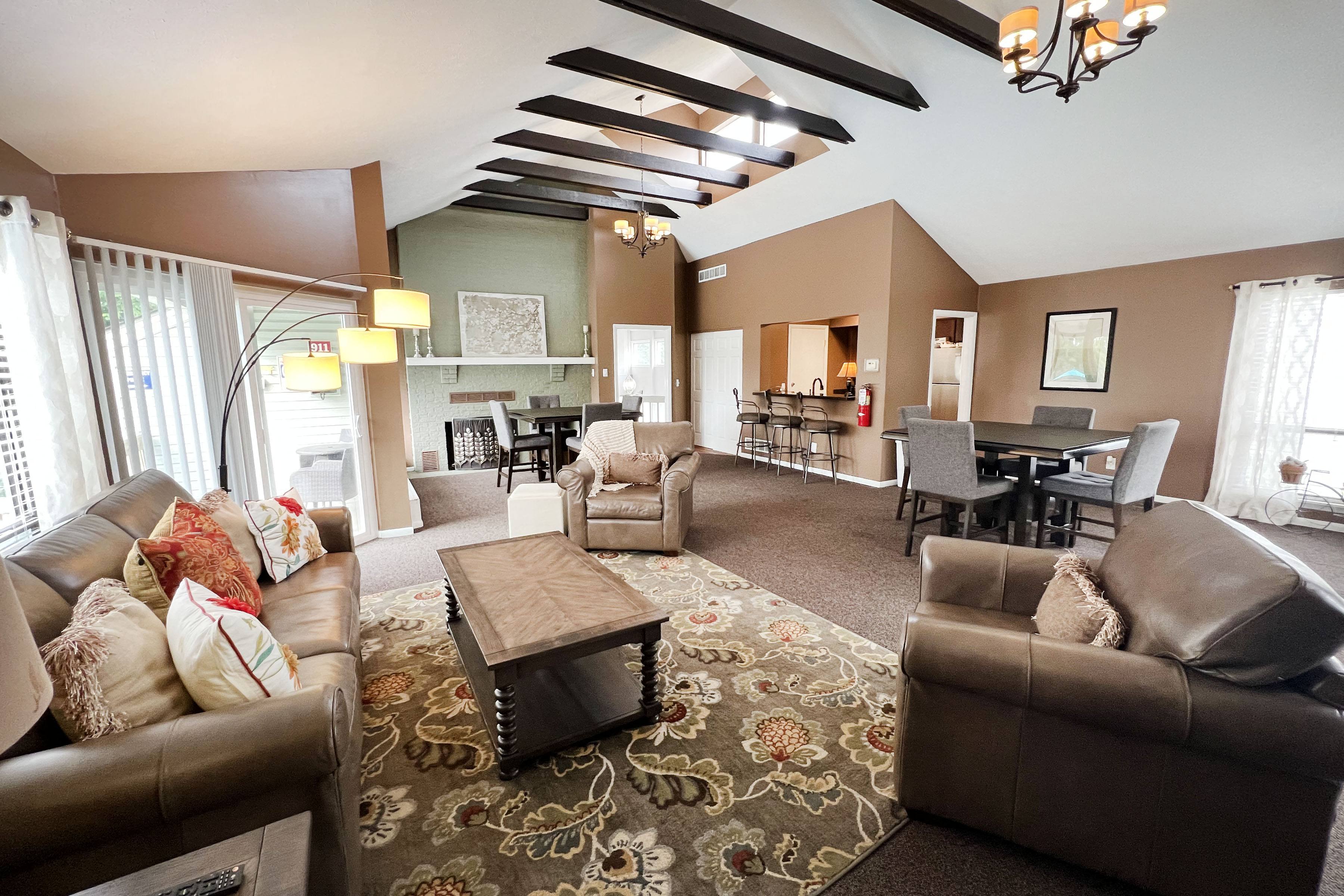 Hunter's Creek Apartments Image 14