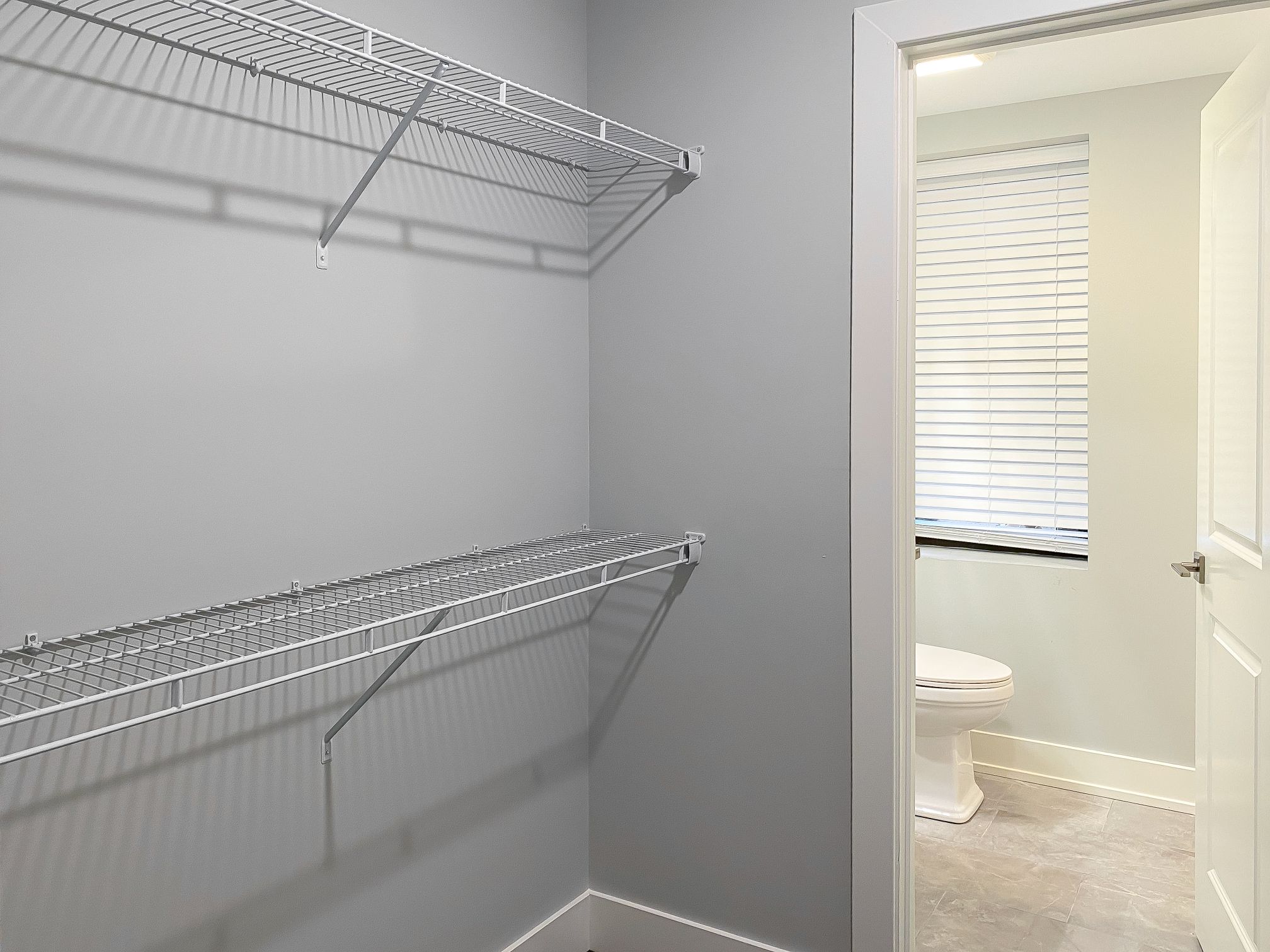 354-58 W. Dickens / 2103-11 N. Sedgwick Image 11