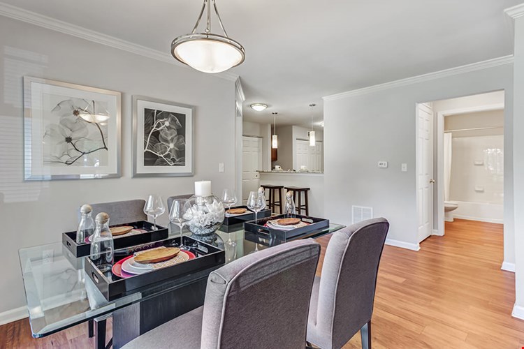 The Apartments at Kirkland Crossing Image 14