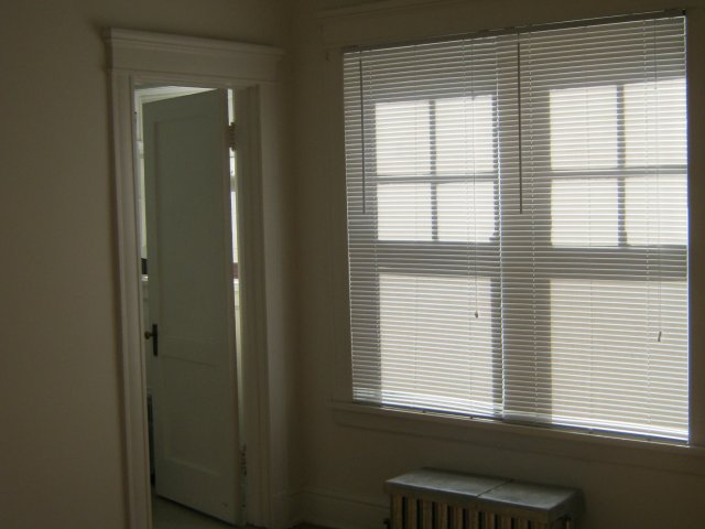 5325 S Hyde Park Boulevard Image 3