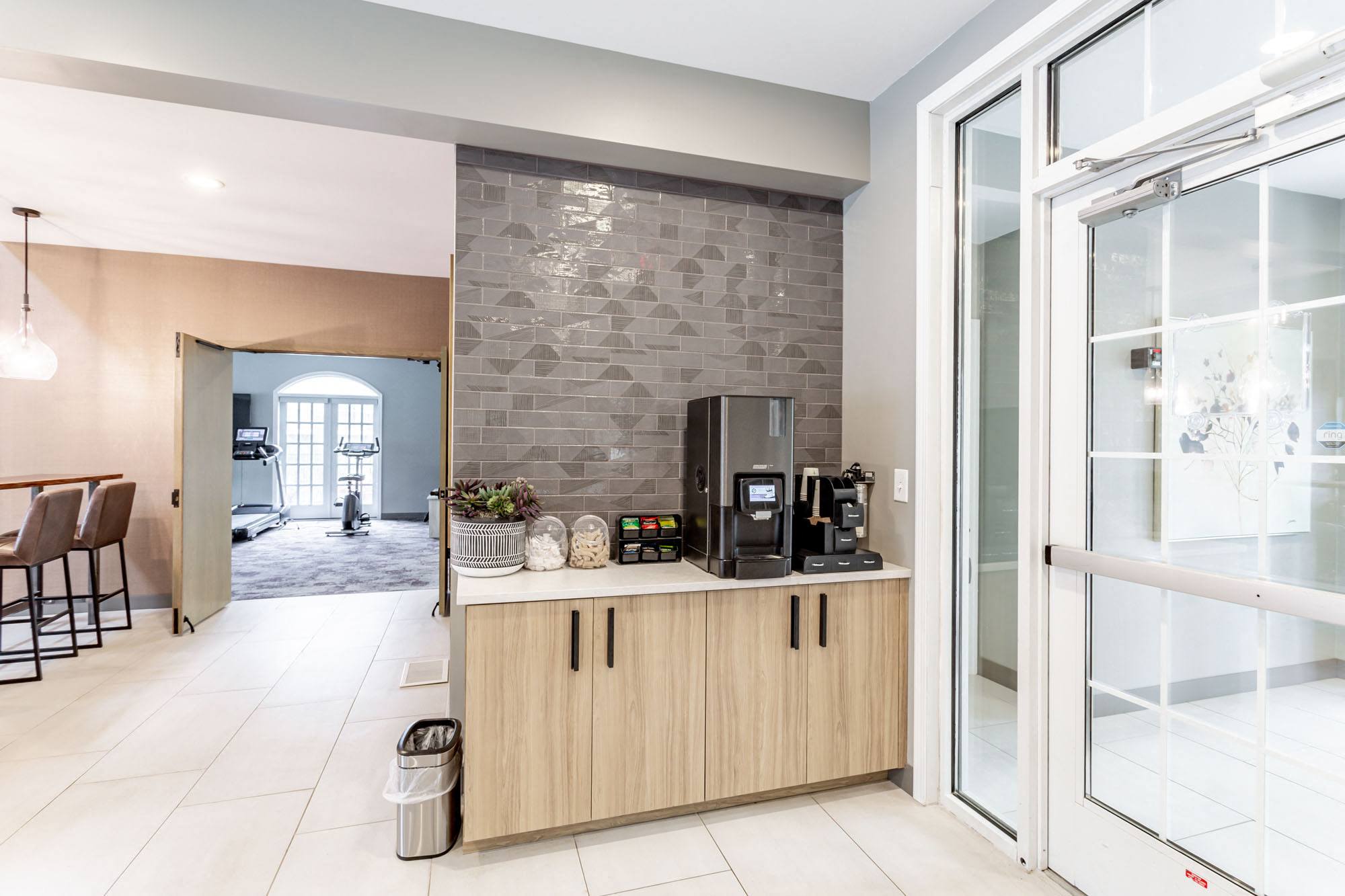 Devonshire Apartments Image 5