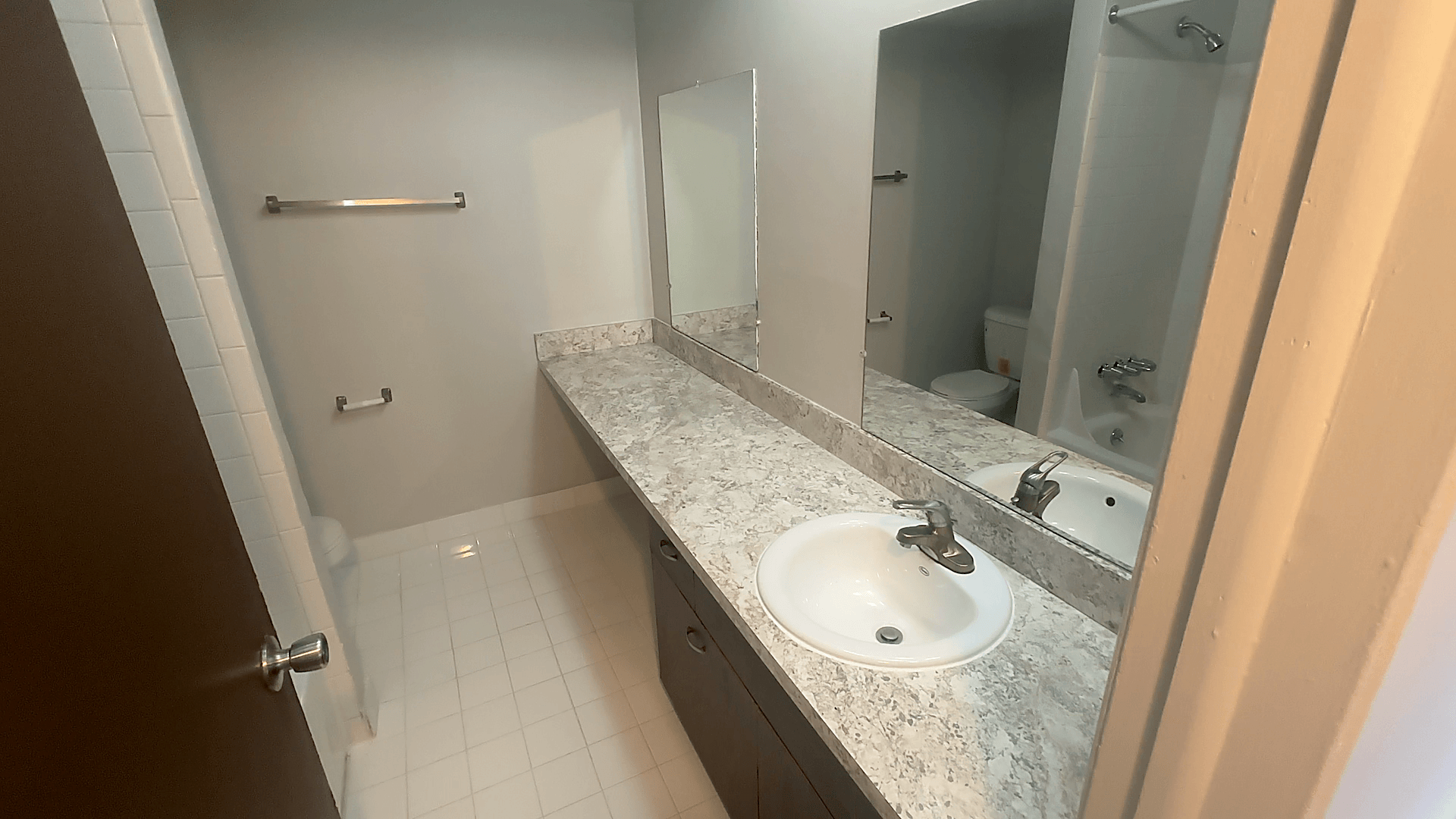 Knottingham Apartments Image 5
