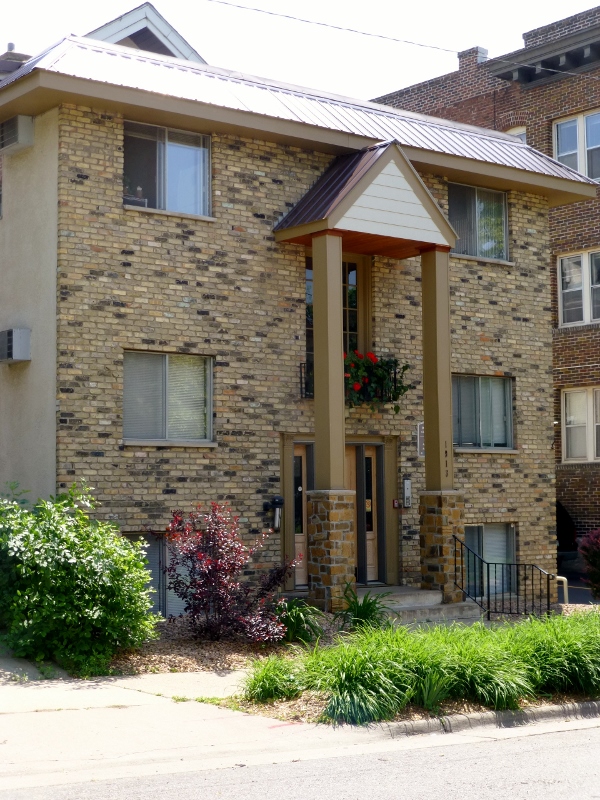 1913 and 1917 Emerson Image 2