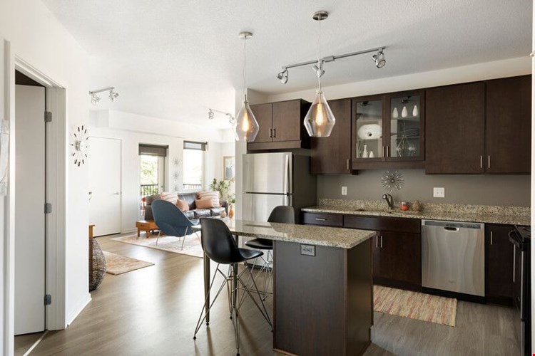 Laguna Apartments Image 13