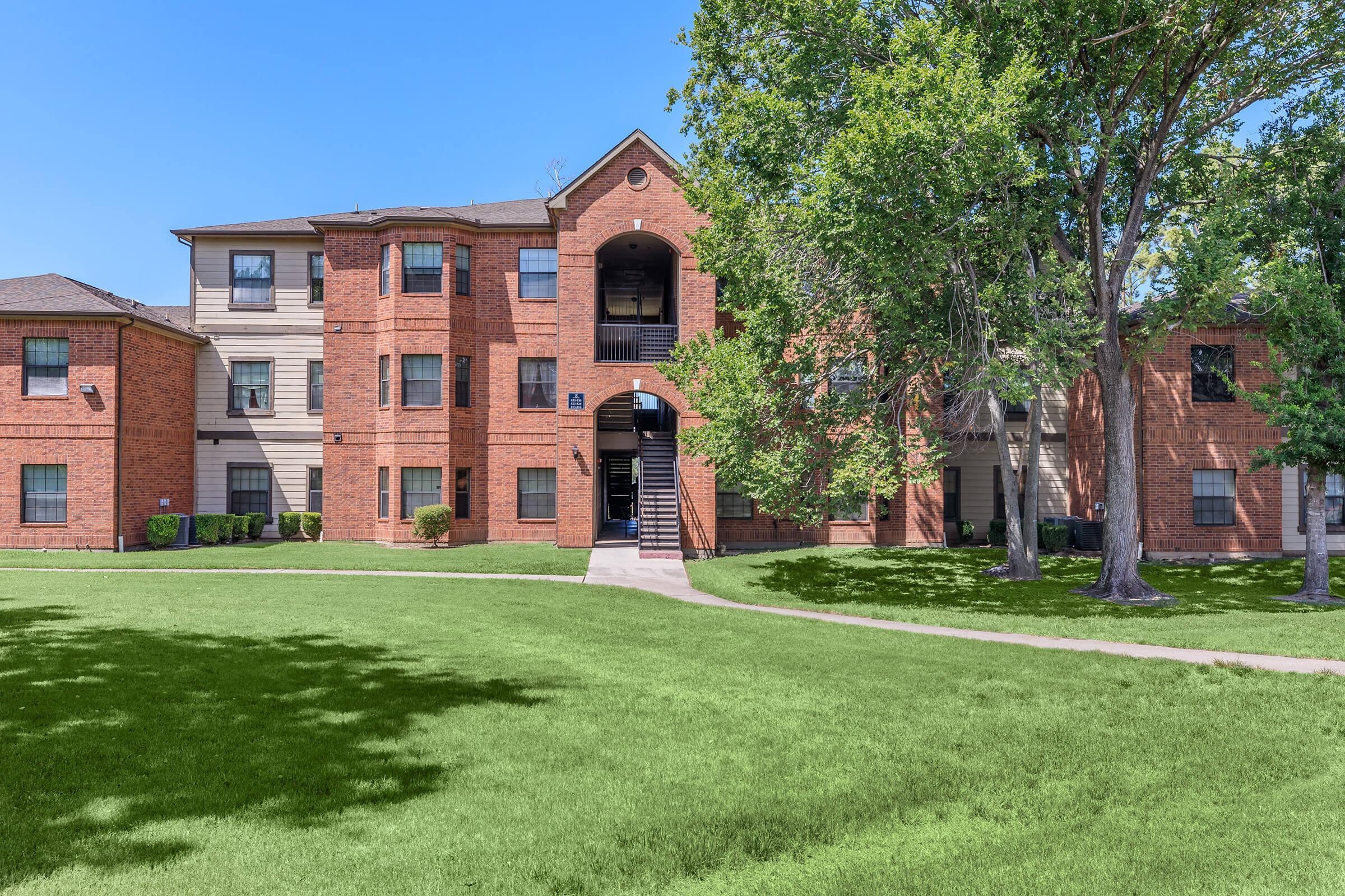 Little York Villas Image 1