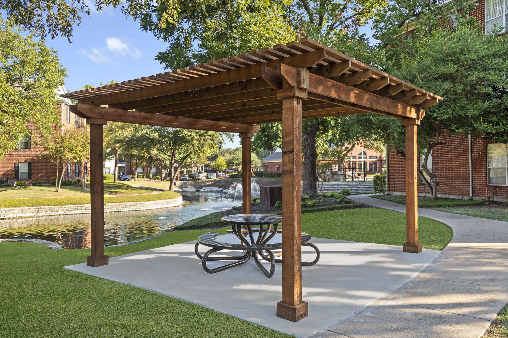 Camden Buckingham Image 32