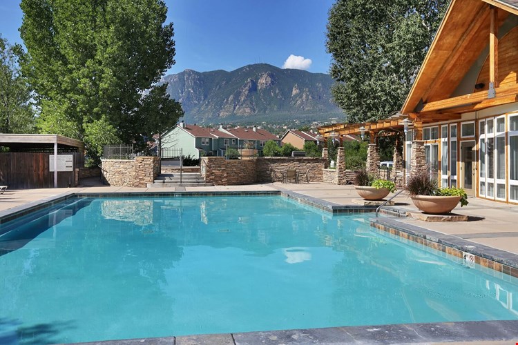 Broadmoor Ridge Apartment Homes Image 23