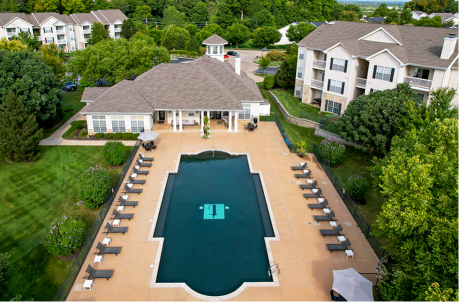 Turnberry Place Apartments Image 2