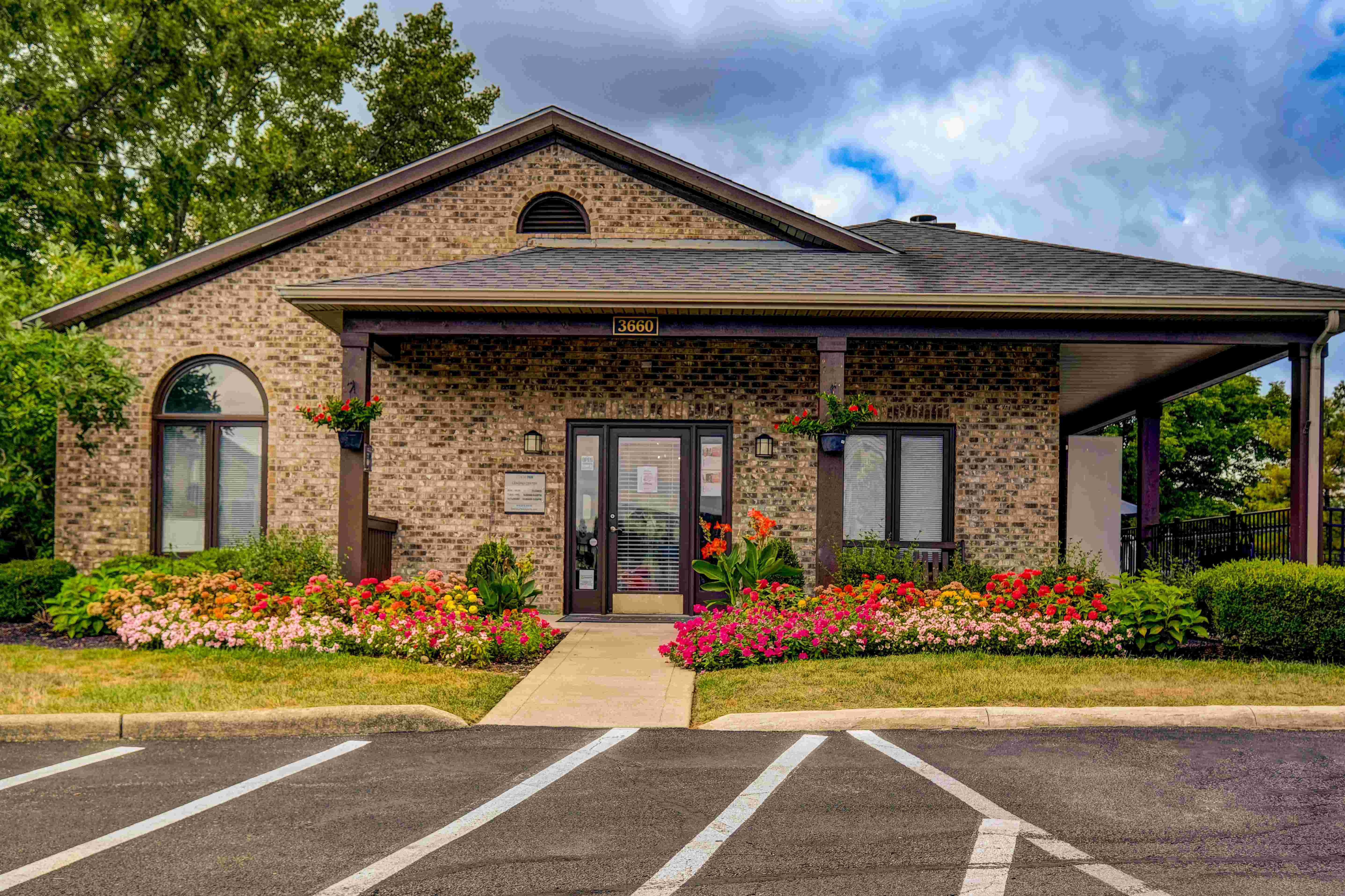 Sterling Park Apartments Image 12