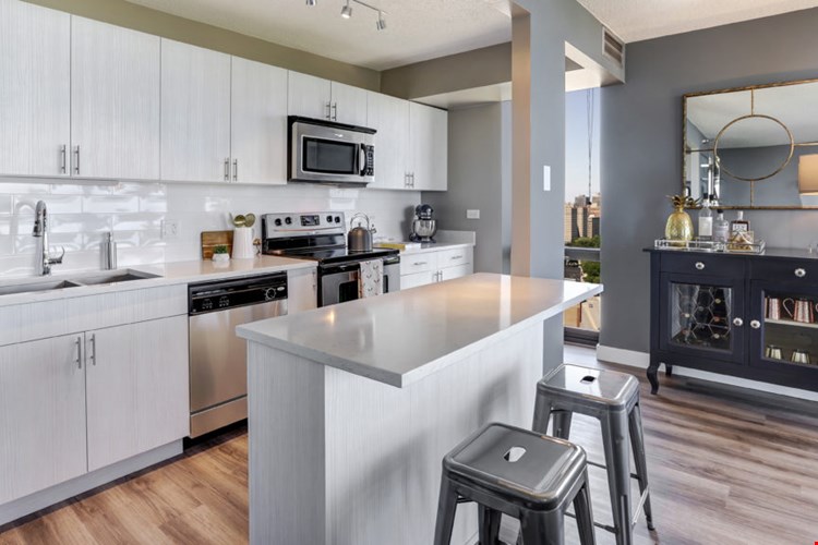 Eugenie Terrace on the Park Image 7