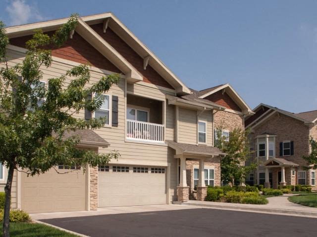 Villas at Carrington Square Image 24