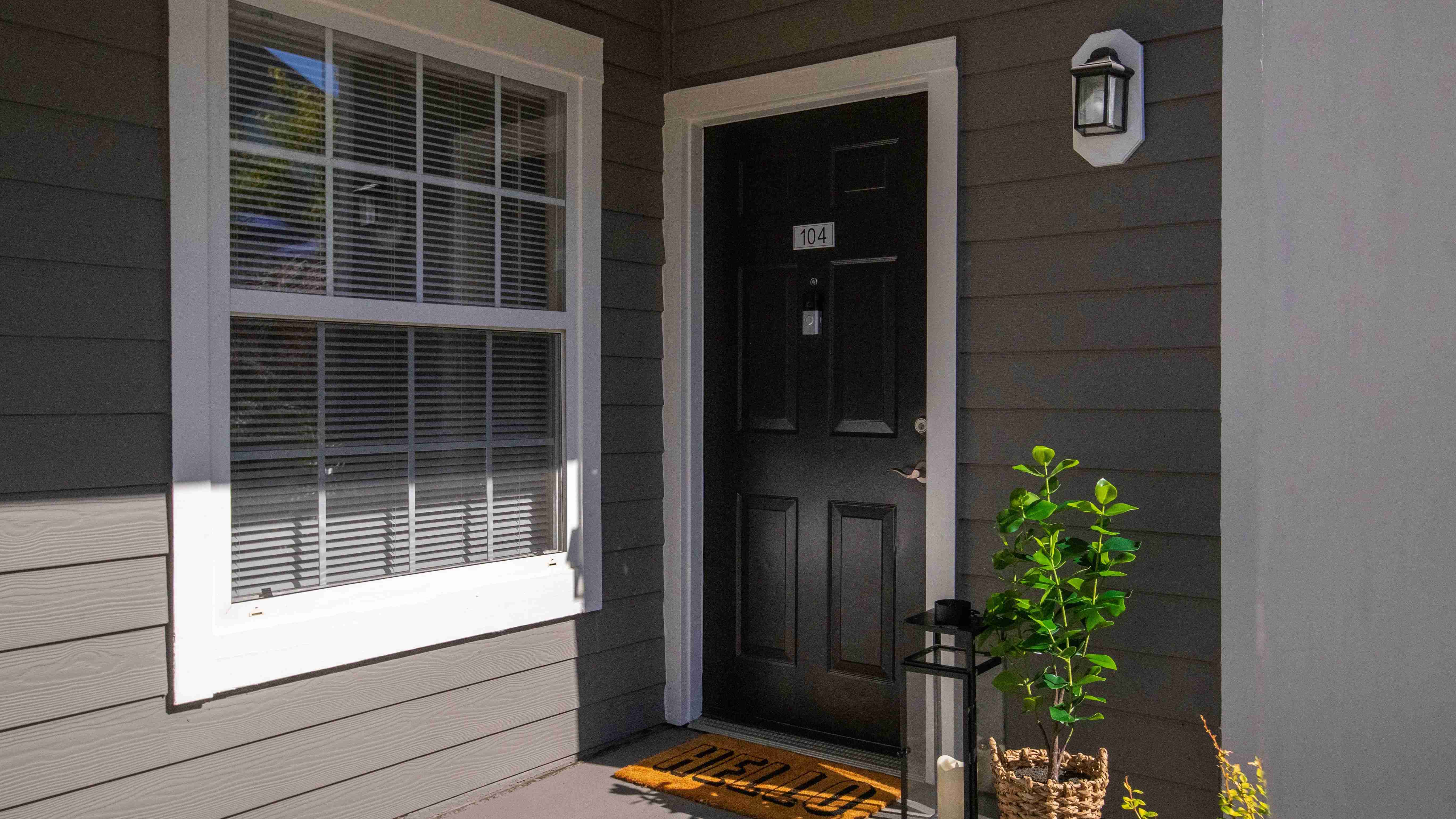 Experience the luxury of private entry to all our apartment homes, where you're welcomed into your own secluded oasis.