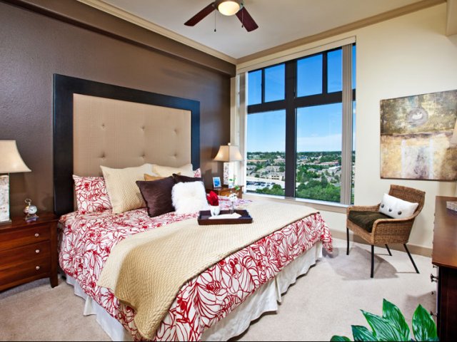 4550 Cherry Creek Image 17