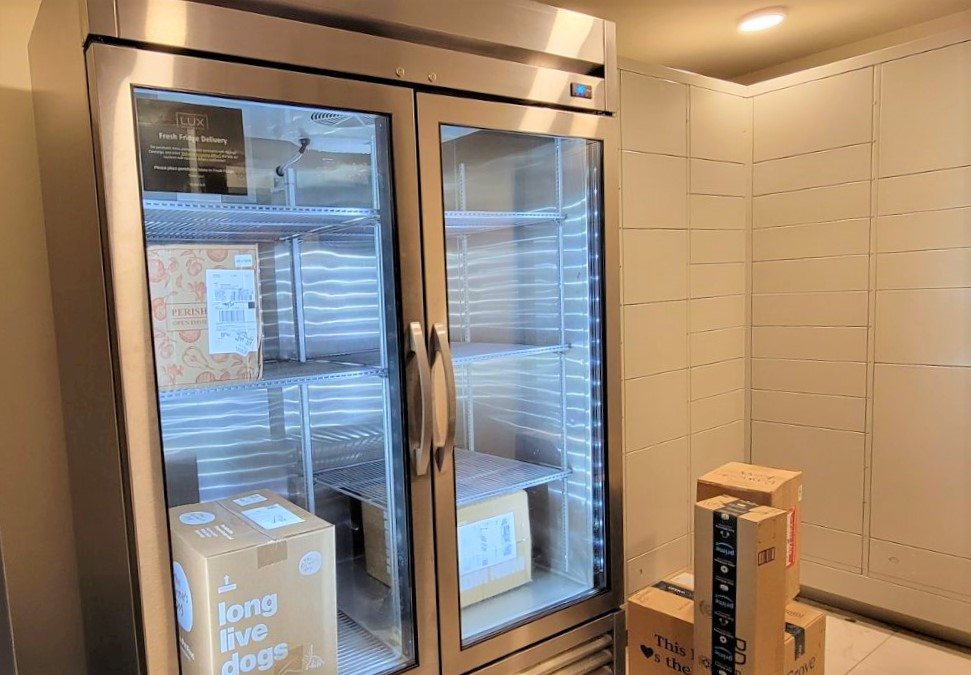Our cold package storage is available to all residents for meal kits, groceries, and other refrigerated deliveries