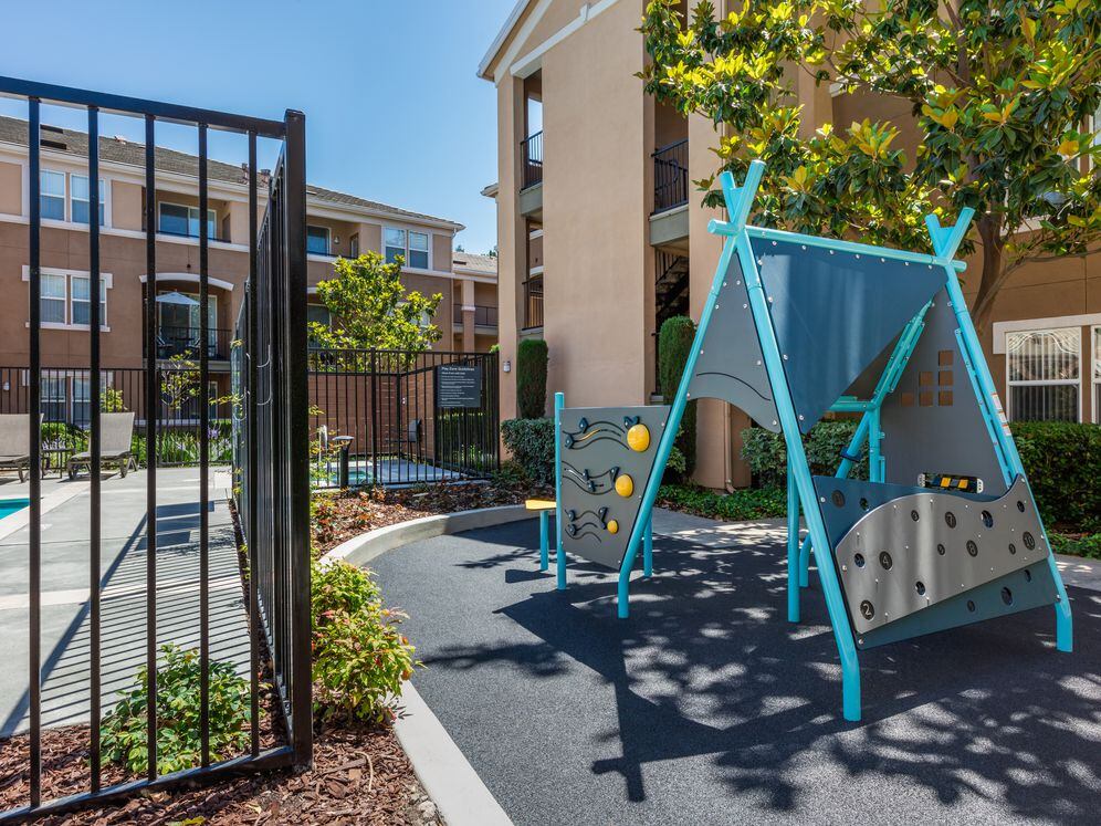 Ridge I Kids Play Zone