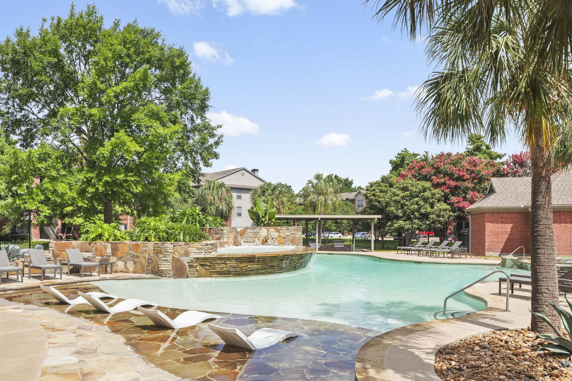 Camden Holly Springs Image 18