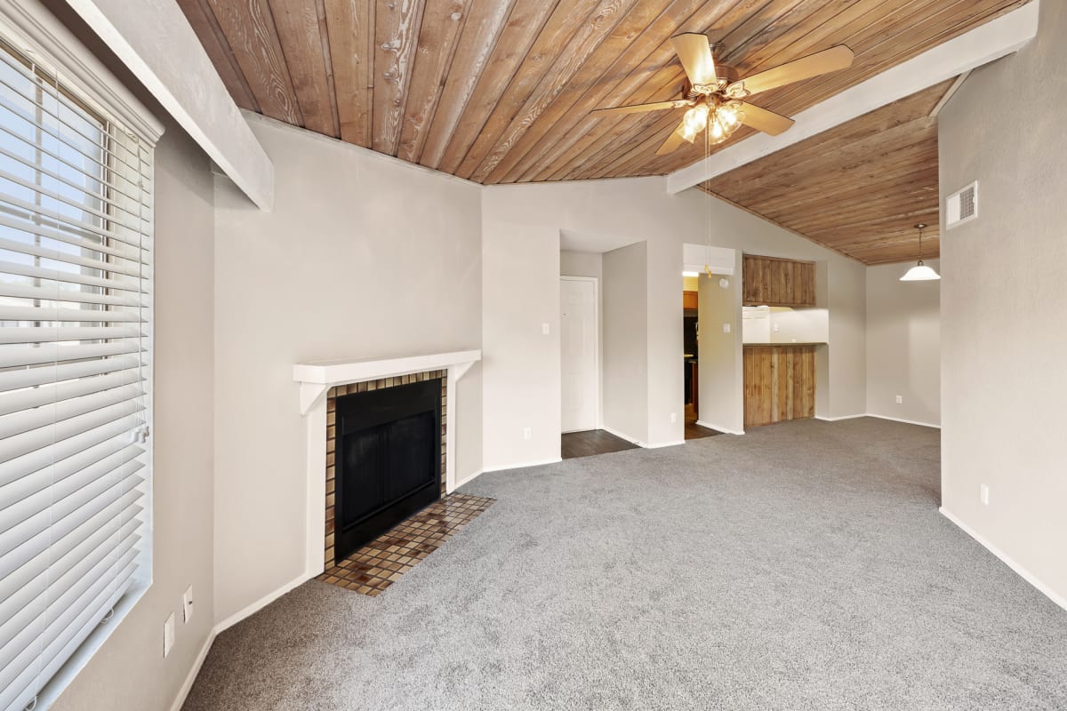 Copper Canyon Apartments Image 10