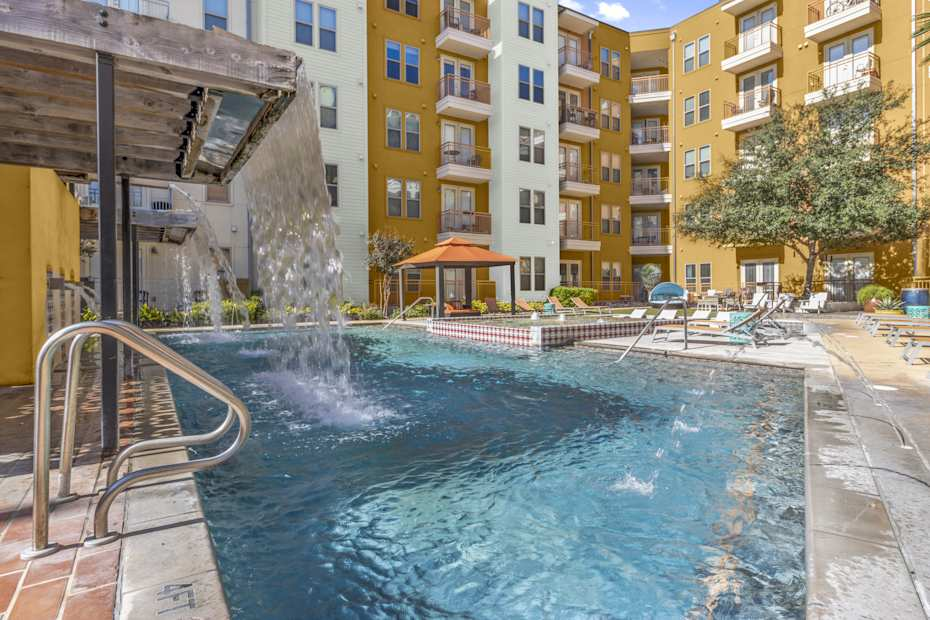 Southtown Flats Image 1