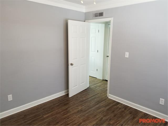 43 Peachtree  Image 7