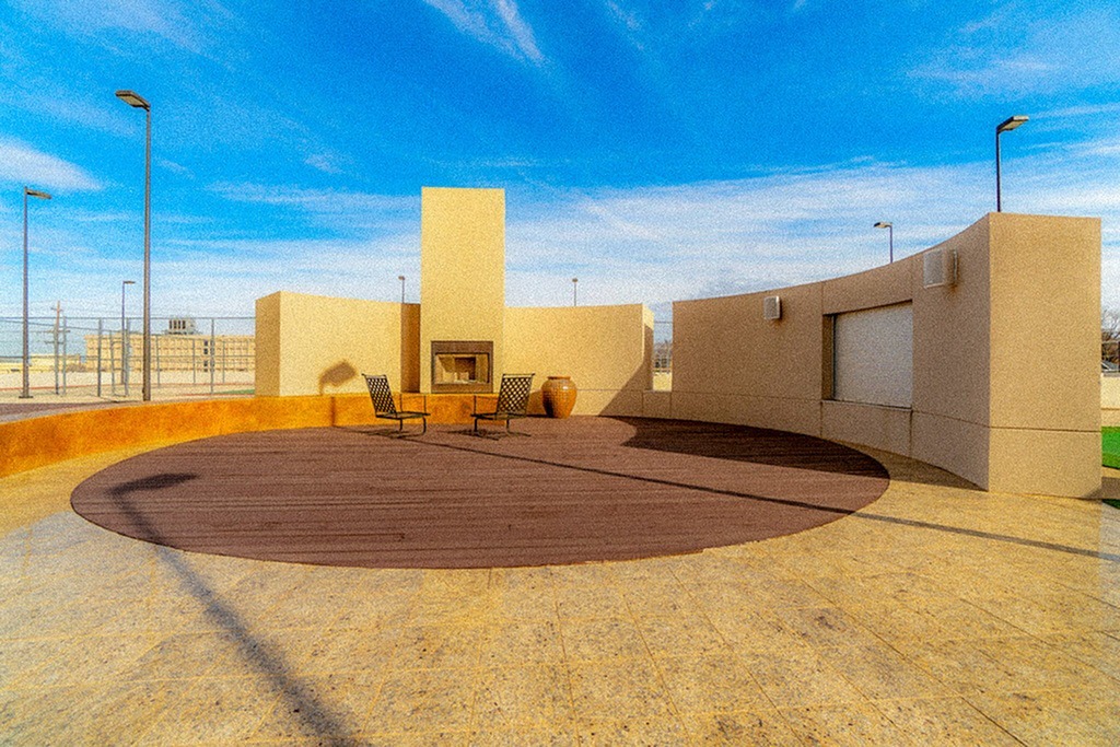 The Classen Luxury Apartments Image 18