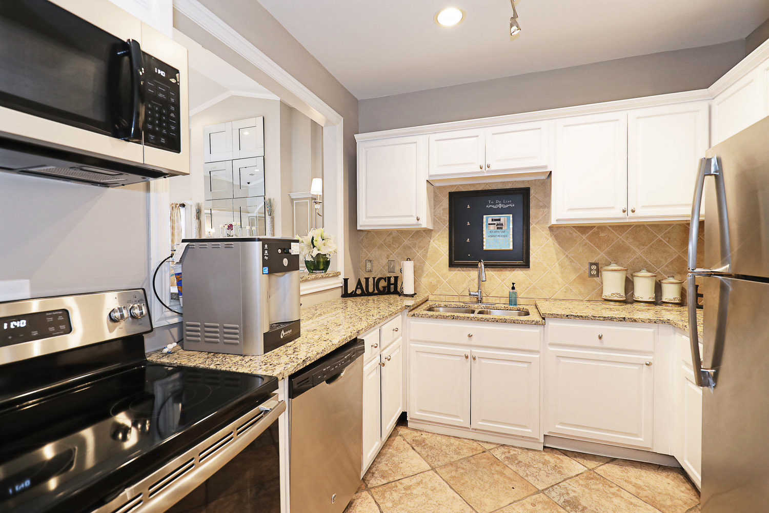 The Village at LionsGate Image 12