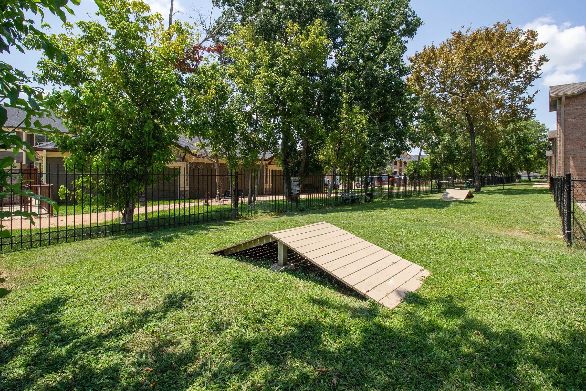 Villages of Lake Jackson Image 3