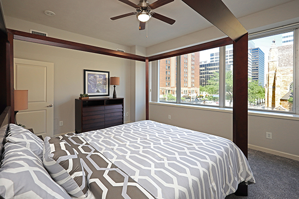 Residences at 1717 Image 9