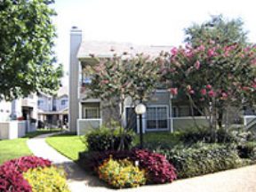 Oaks Of Arlington Image 7