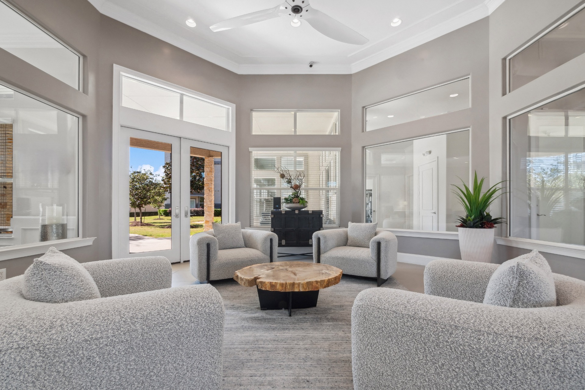 Berkshire Jones Forest Image 38