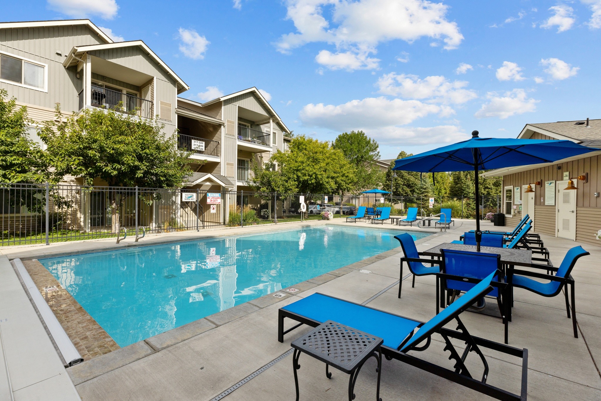 Island View Apartments Image 12