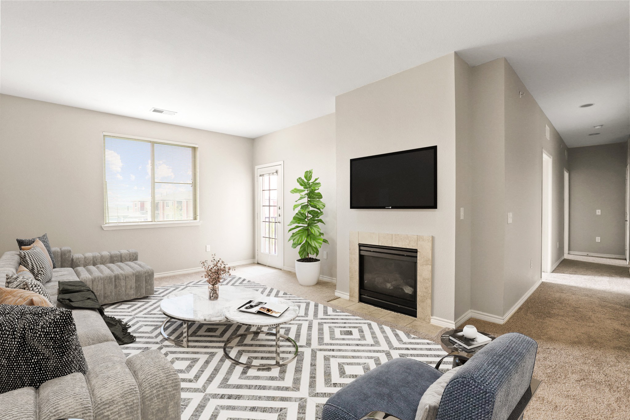 Solaire Apartment Homes Image 12