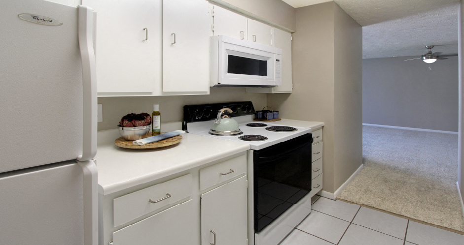 The Inverness Apartments Image 10