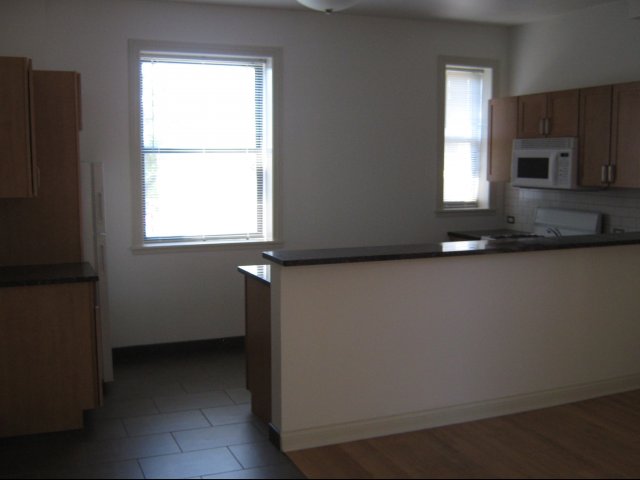 5400-5406 S Maryland Avenue Image 7