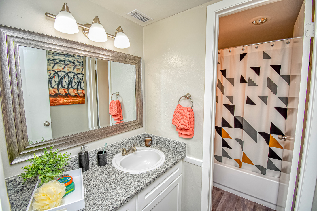 Arlo Apartments Image 10